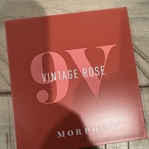 morphe 9V Vintage Rose eyeshadow palette